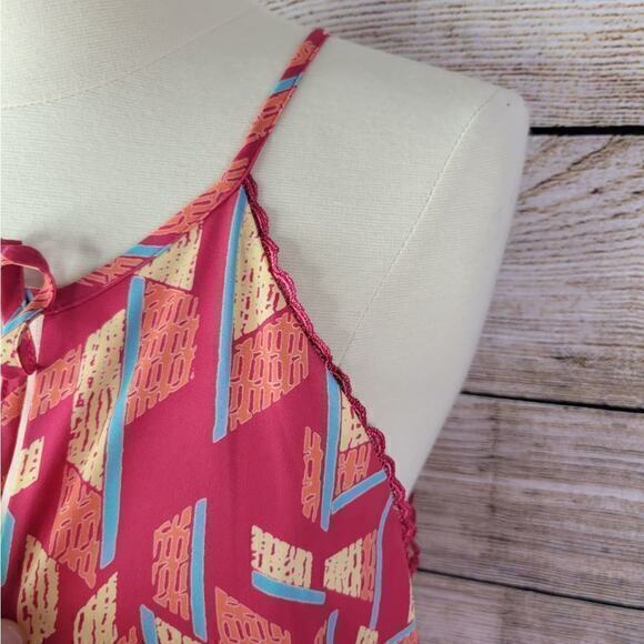 Everly Geometric keyhole Scalloped‎ Swing Dress Medium - Picture 5 of 8